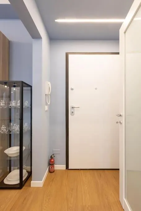 Centralissimo,Tutto A Portata Di Mano! Milan Apartment